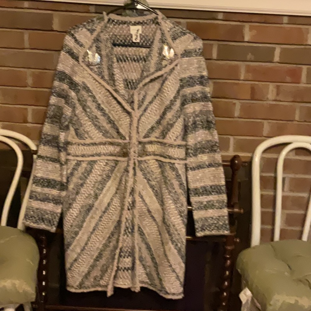 Chico's Gray and Cream Chevron Cardigan Sweater